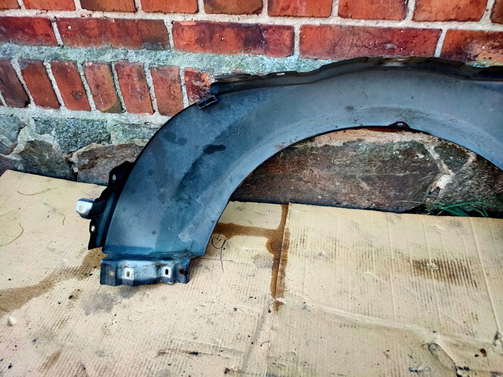 Крила передній правий audi tt 8n lz9v Зі Шроту