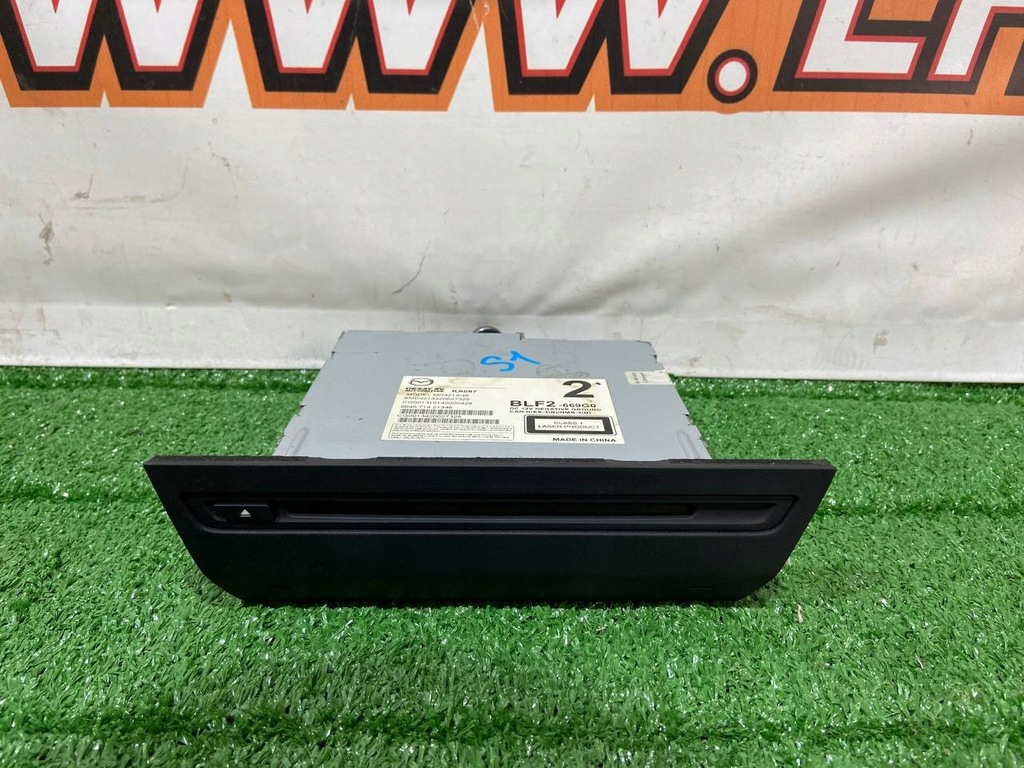 фото №1, Програвач dvd cd mazda 3 bm bhp3669g0d