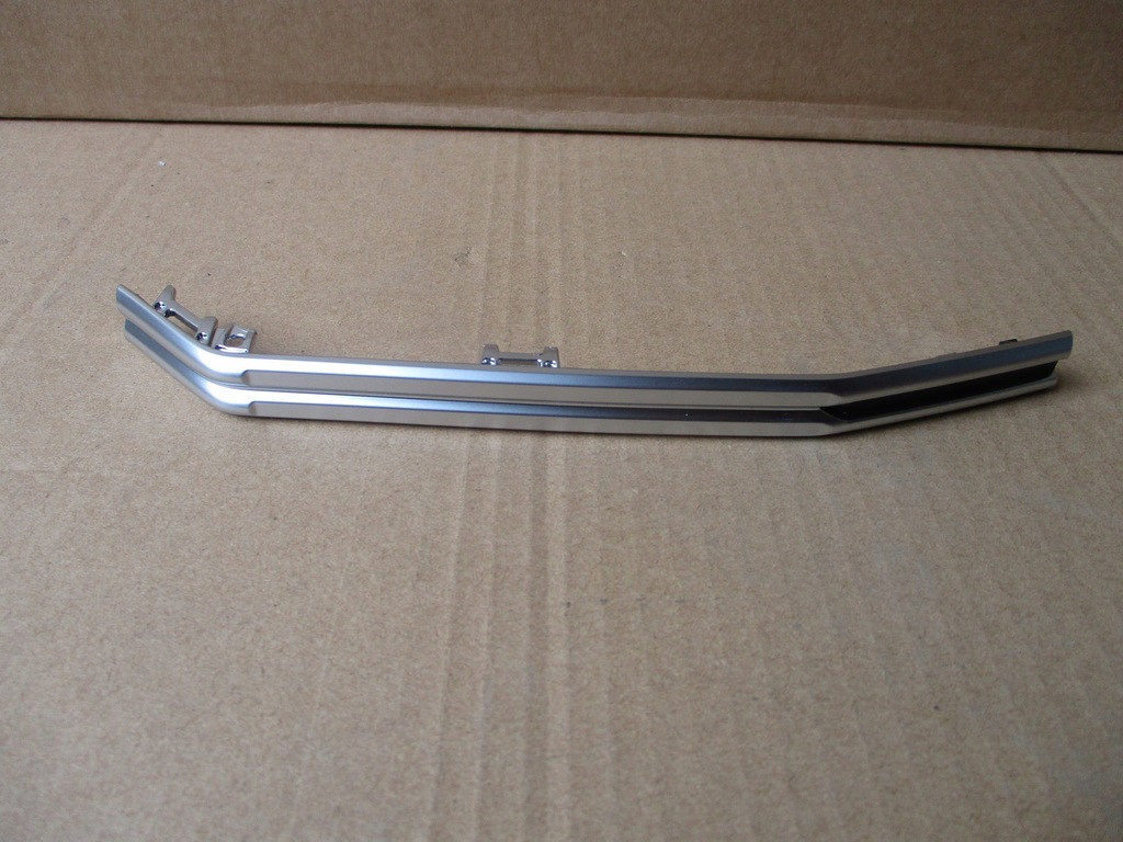 фото №1, Молдинг хром левая решётка решетка audi a6 c8 allroad