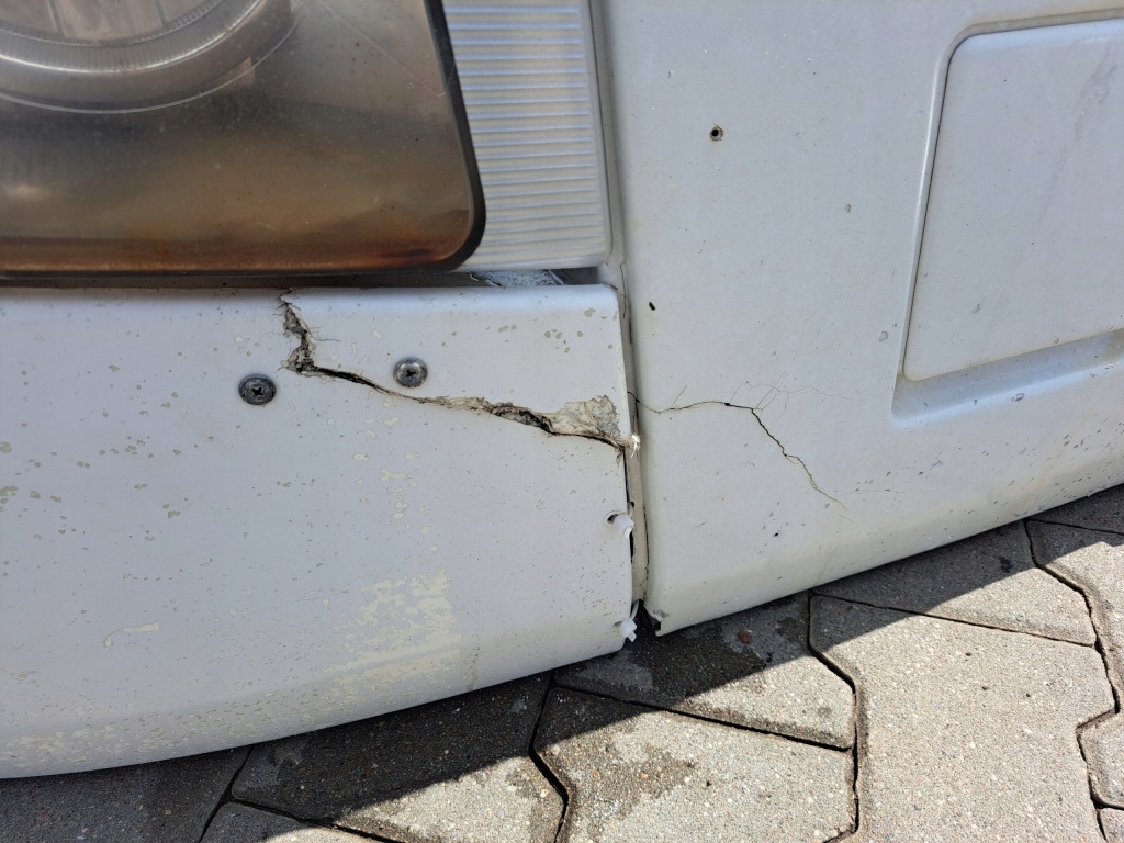 фото №5, Бампер kompletny с фарами перед renault premium dxi