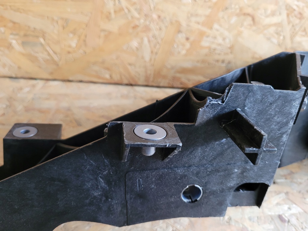 фото №10, Renault zoe i pas передній підсилювач верхній оригінал fv