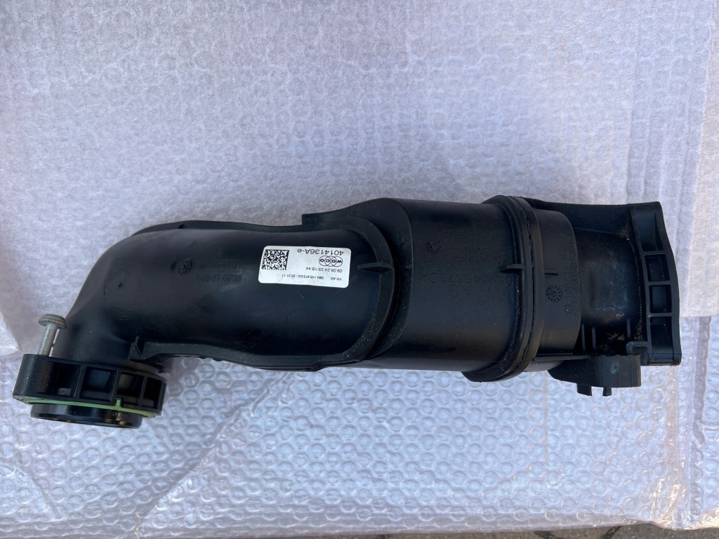 Купити Audi vw porsche 3,0 tfsi труба тискова шланг повітря 06m145673da