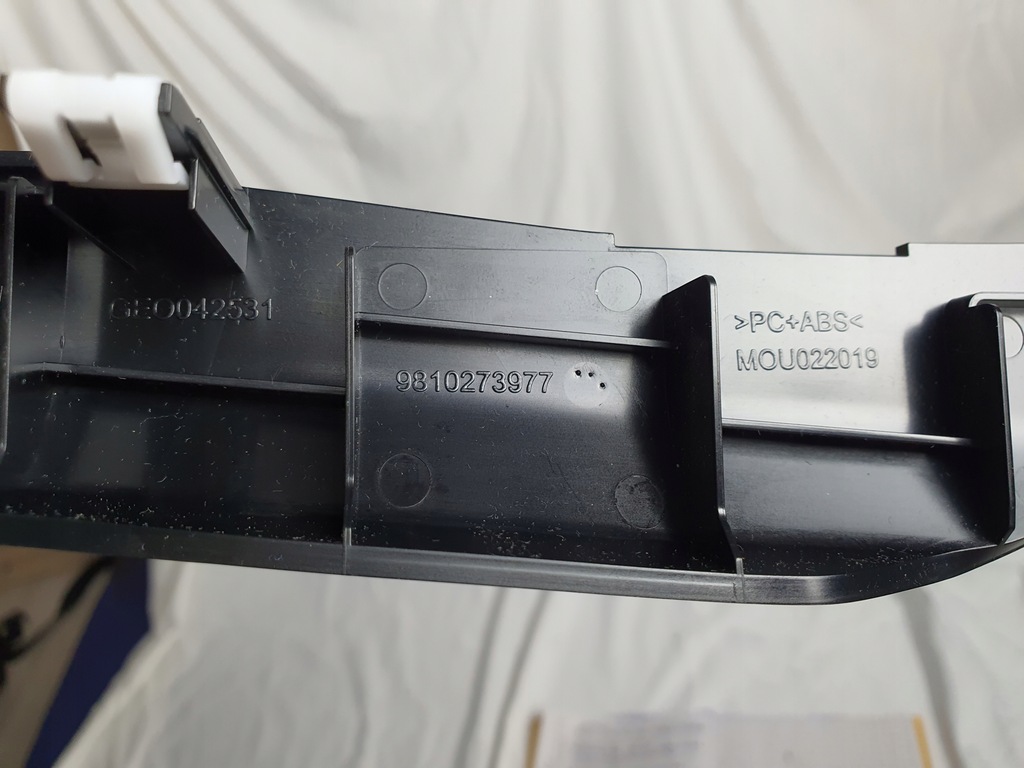 фото №7, Рамка корпус домкрата тунель peugeot 3008 5008