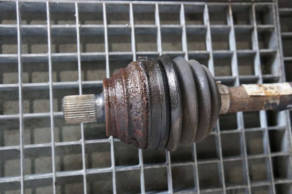 фото №5, Приводной вал шарнир левая задняя задняя audi tt 8j 3.2 v6