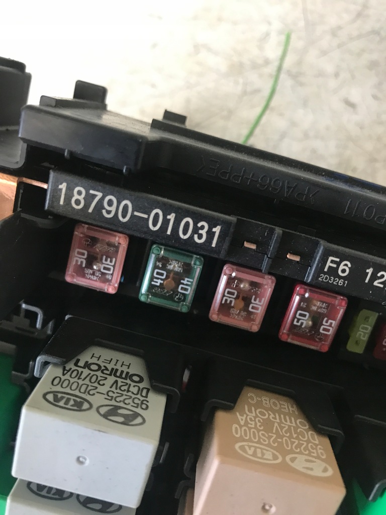 фото №5, Коробка запобіжників hyundai ix20 18790-01031