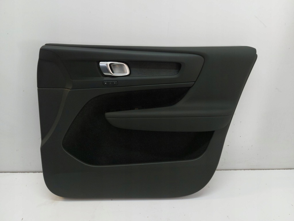 фото №1, Volvo xc40 lift оббивка обшивка двері правий перед volvoxc4022