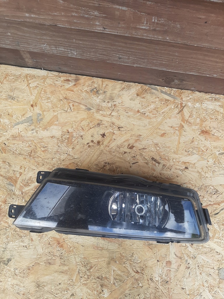 фото №1, Skoda rapid противотуманная фара правый 5ja941700a