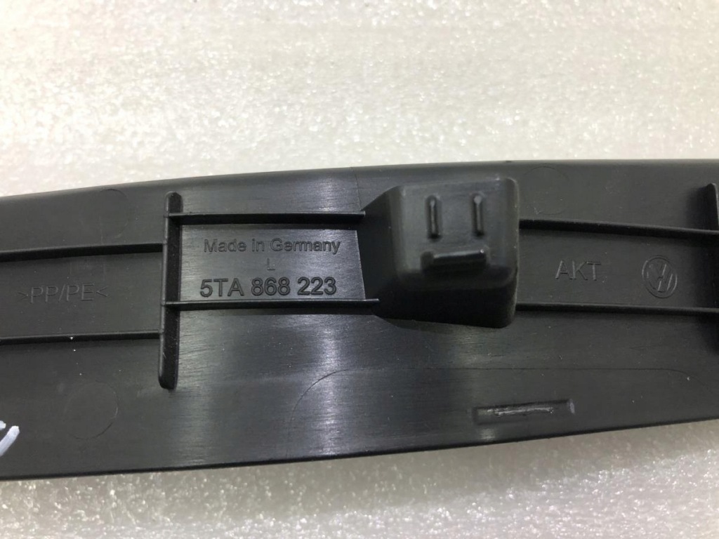 Захист стійка ліва 5ta868223 vw touran iii Недорого