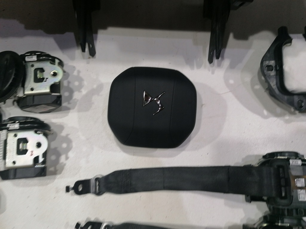 фото №6, Ds7 crossback приборная панель консоль подушка безопасности подушки безопасности ремни