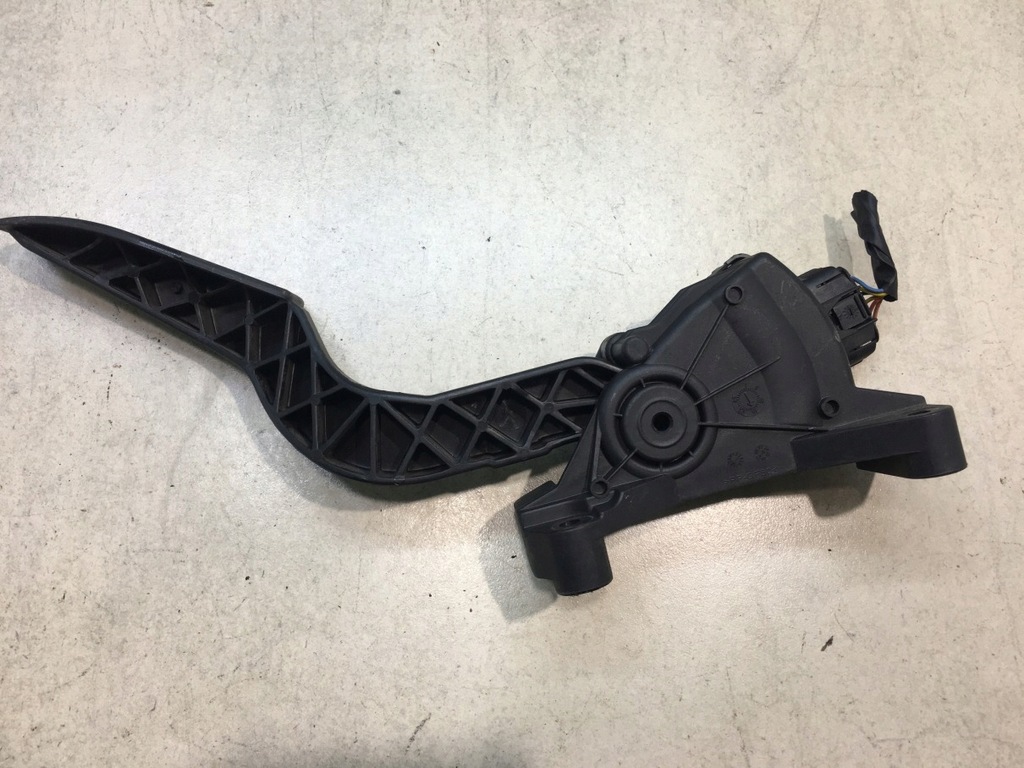 фото №5, Потенциометр газа kia cerato i 327002f200