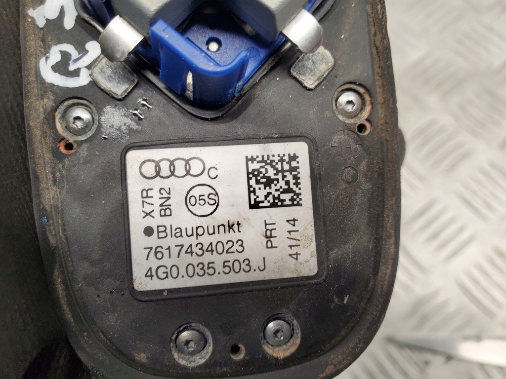 фото №6, Audi q3 8u 2015 антенна gps