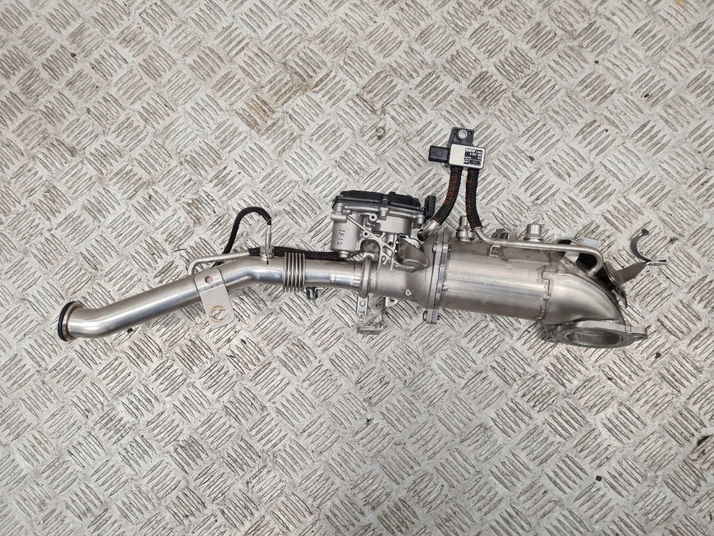 фото №7, Bmw g30 g31 nowa оригинальная радиатор выхлопных газов egr 8574815 8579353