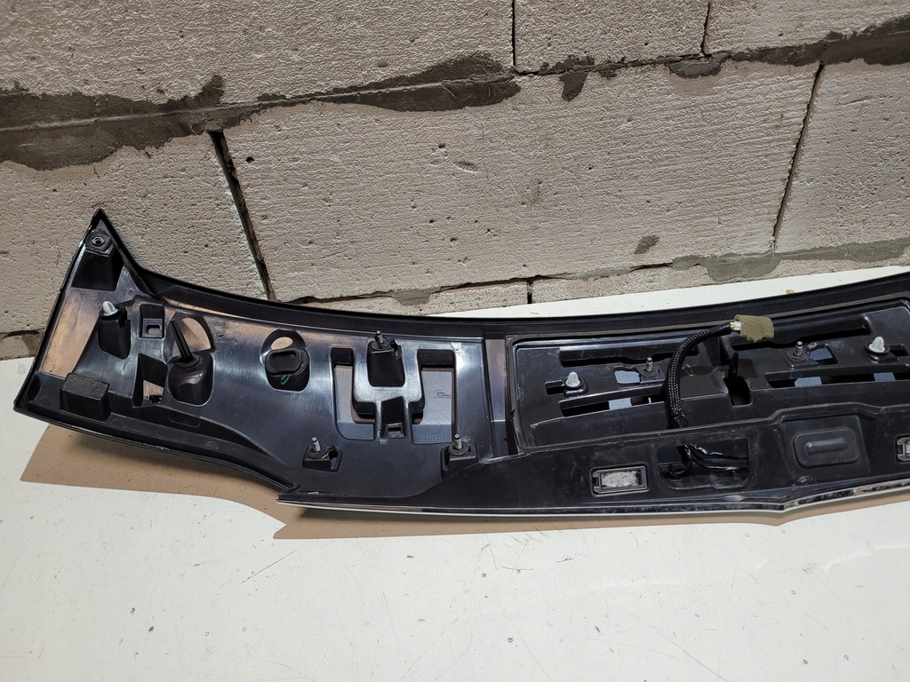 фото №9, Спойлер кришки задня maserati levante