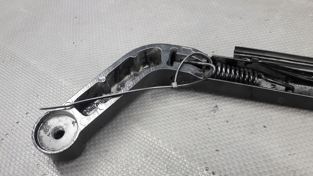 фото №9, 2204178abw важіль двірники задня discovery iv