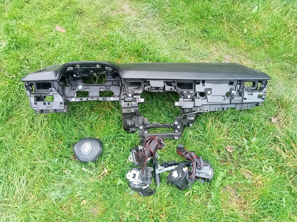 фото №1, Панель приладів панель приладів clio v rs line оригінал