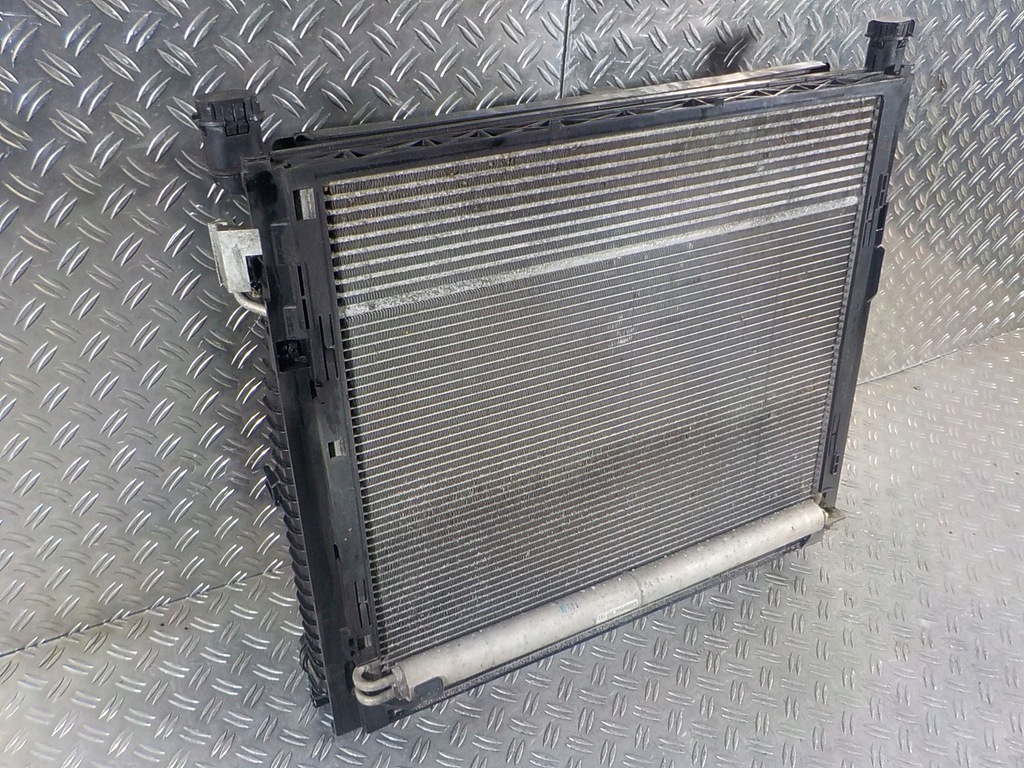 фото №12, Mercedes ml166 11-15 радіатор комплект