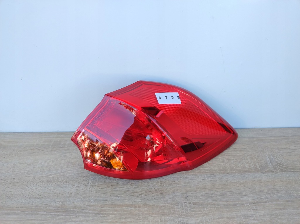 фото №1, Kia ceed 2 ii правая лампа задняя задняя nowa 92402-a20 475b