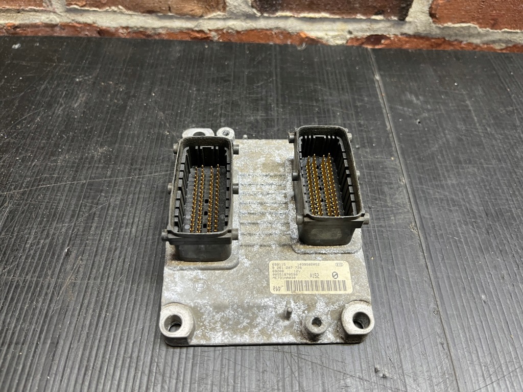 Купить Alfa romeo бортовой компьютер блок управления 0261207728