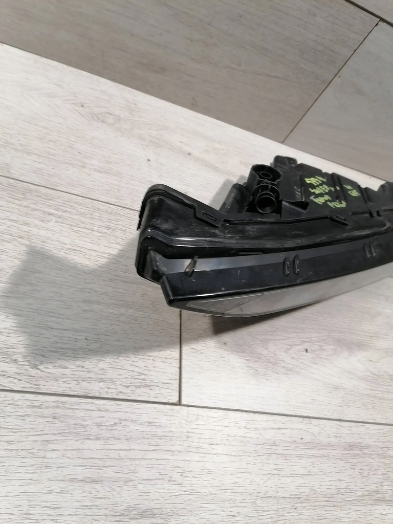 фото №10, Superb 3 lift противотуманная фара правый перед 3v0941700b