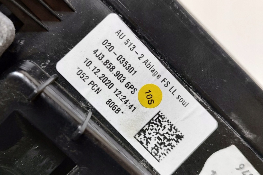 фото №6, Audi e-tron gt приборная панель приборная нижняя версия отделка 4j3858903 elektry