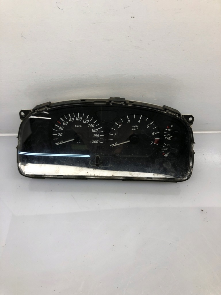 фото №1, Лічильник приладова панель 88311309 opel