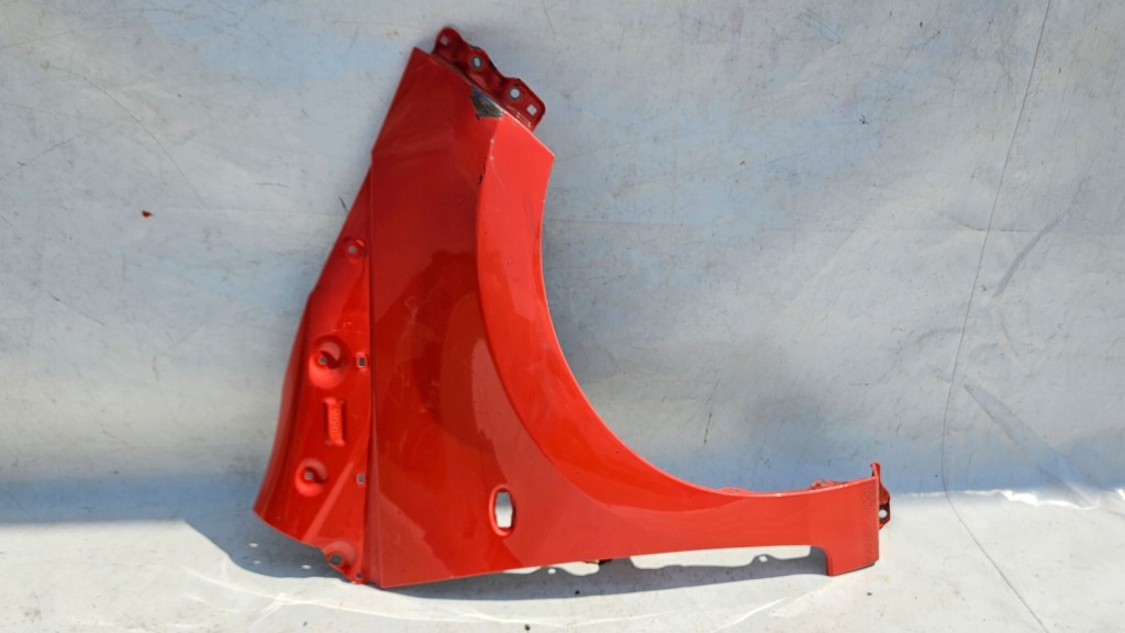 фото №1, Крыло toyota aygo ii 2 2014- правый перед передний