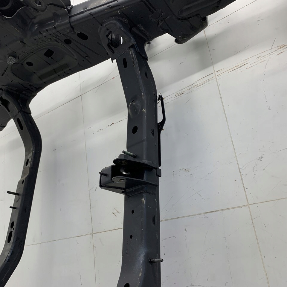 Рама лонжерон задний  балка подрамник подрамник dodge ram v 1500 trx hellcat 6.4v8 24r Киев