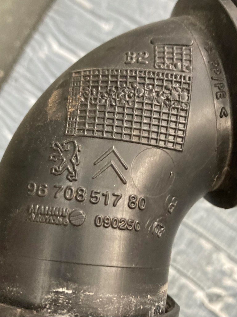 фото №6, Корпус фільтра повітря peugeot 208 i 9670851880