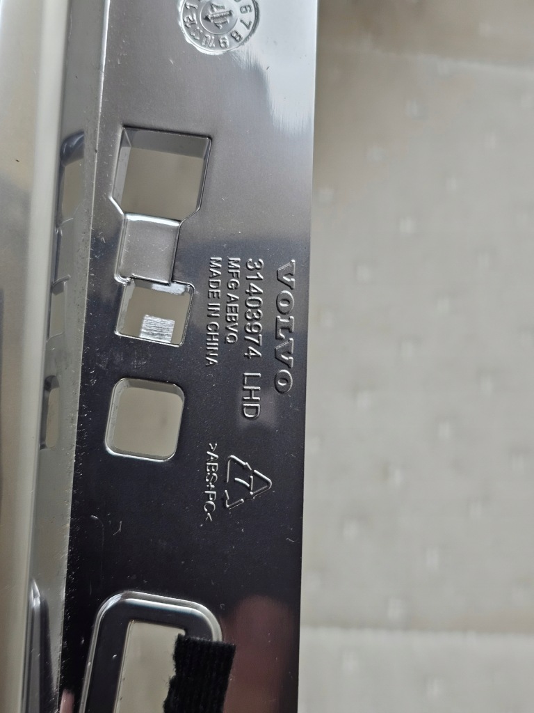 фото №15, Захист молдинг dekor консолі панелі решітка обдув volvo v90 s90 ii