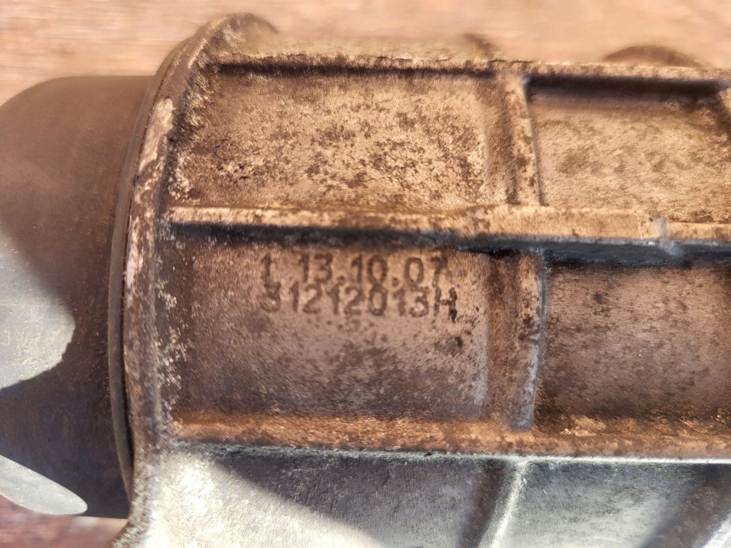 Основа корпус фільтра оливи jeep cherokee kk 7-12r 2.8 31212013h Зі Шроту