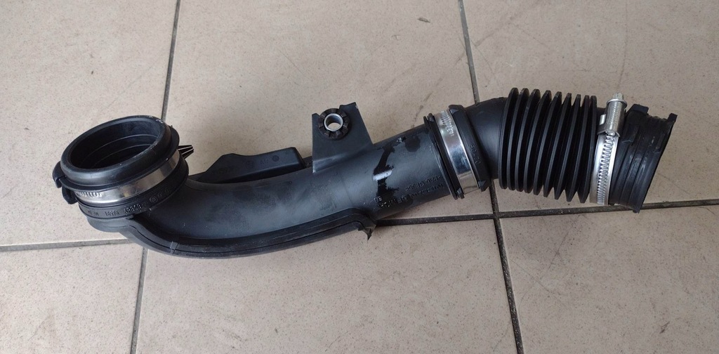 фото №4, Шланг воздуха dacia sandero renault captur ii 5fm3a