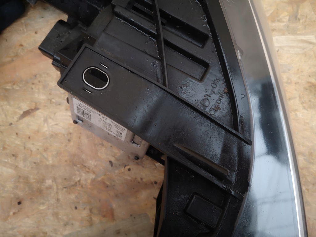 фото №8, Audi q3 8u лампа левый перед ксенон 8u0941031 комплектная