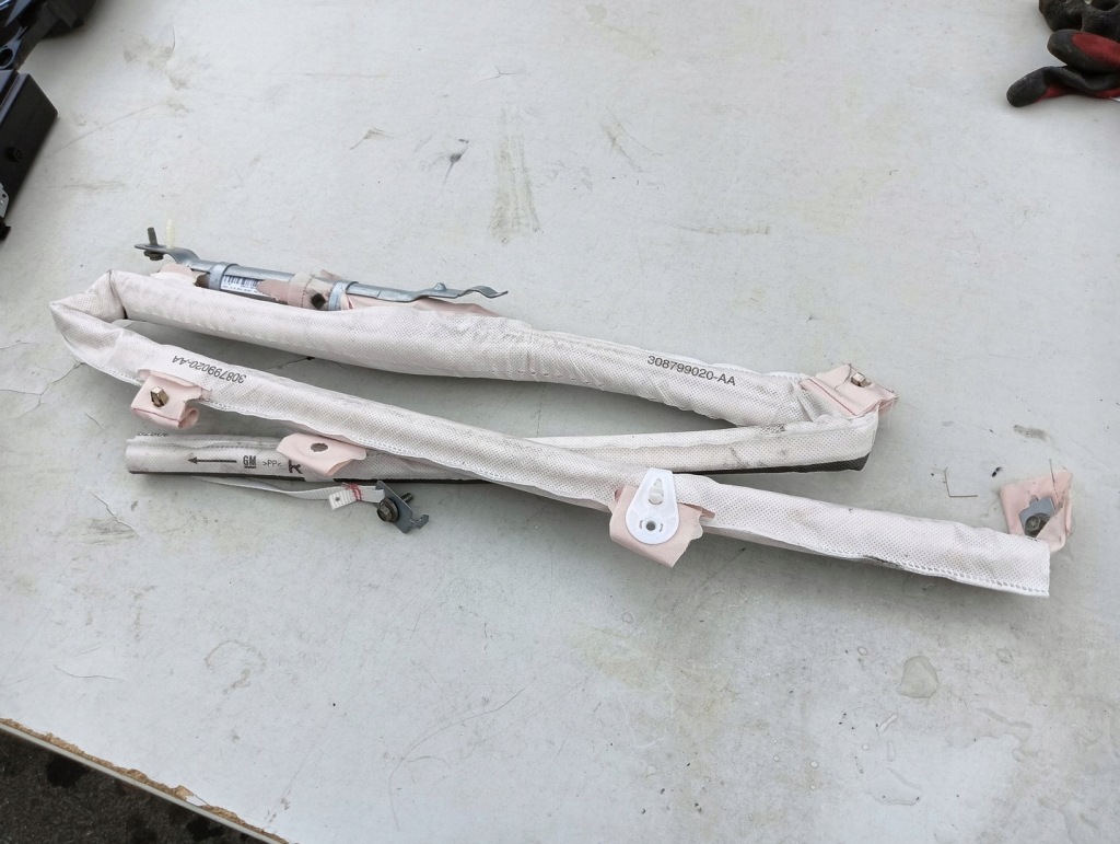 Купить Шторка безопасности подушка безопасности правая opel astra k hb 39008398