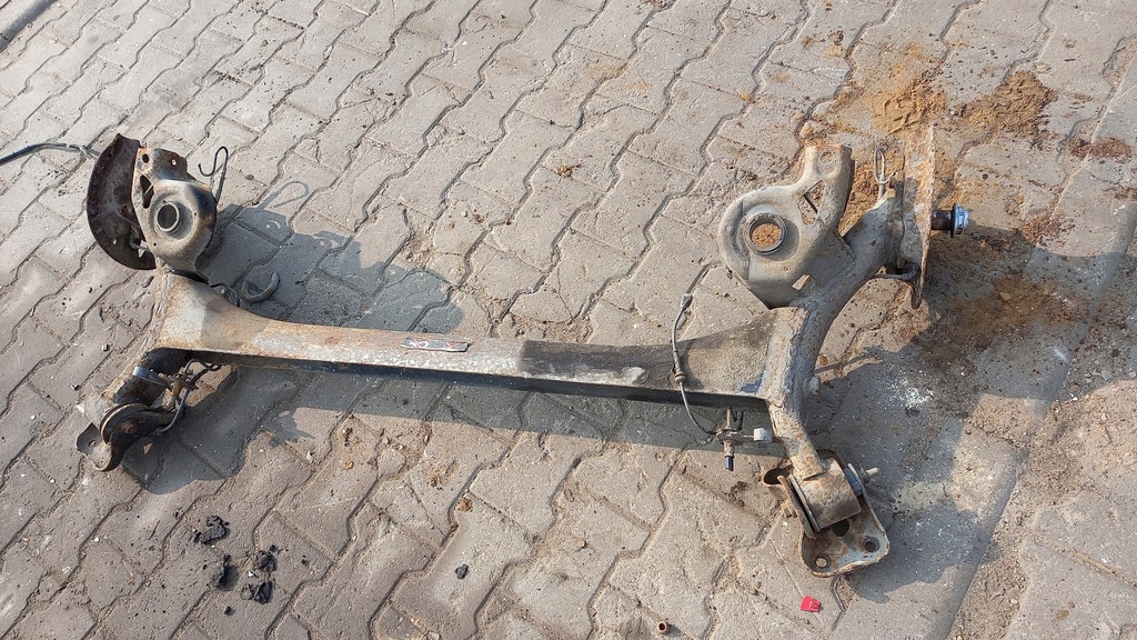 фото №7, Балка подвеска задняя citroen c4 1.6hdi 07r