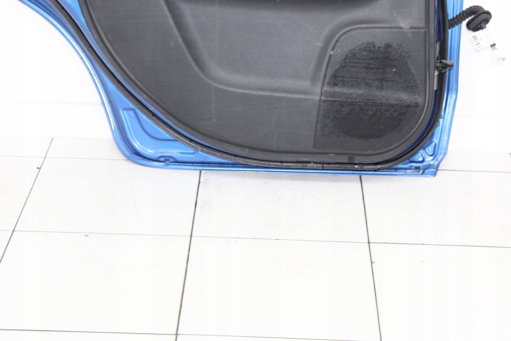 фото №11, Nissan note e11 06r- дверь левая задние левый задняя bv4