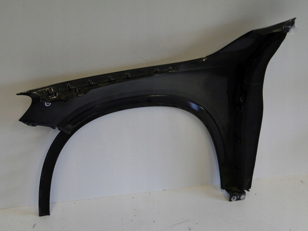 фото №13, Mercedes крыло передний правый перед молдинг 191 чёрный gla 156 x156