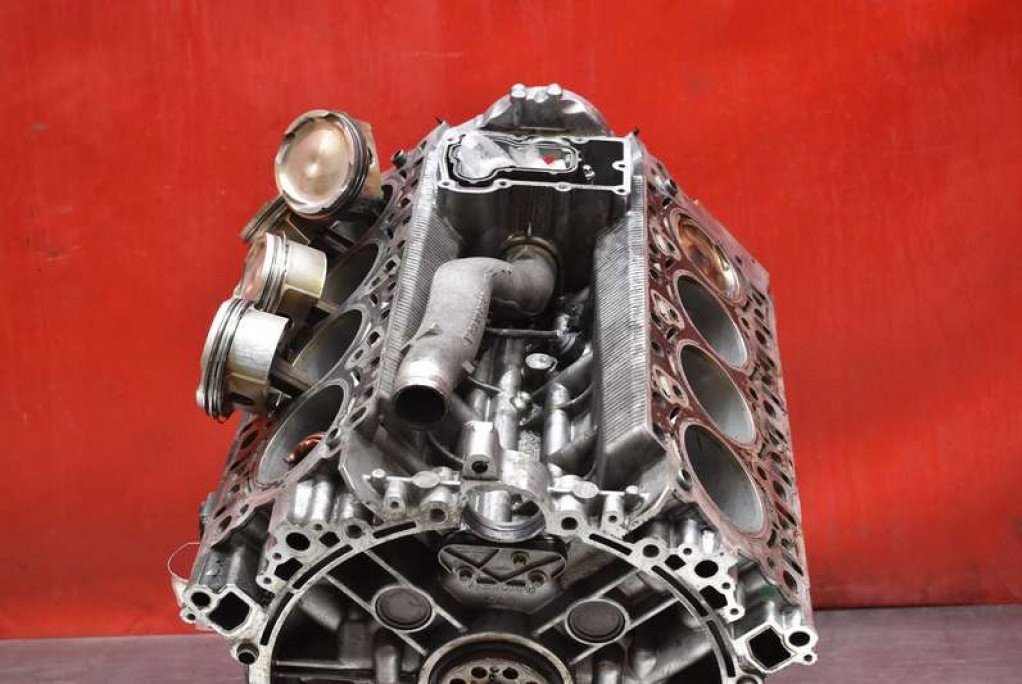 фото №14, Блок dół двигуна wał 9481011117r porsche cayenne 1 i 4.5 v8 turbo 450 km