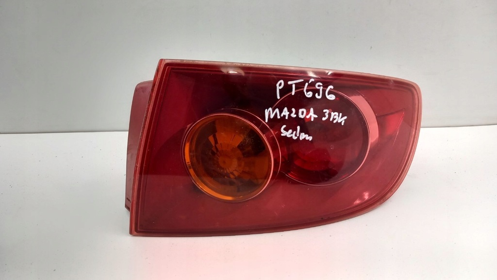 фото №1, Mazda 3 bk sedan лампа задняя правая
