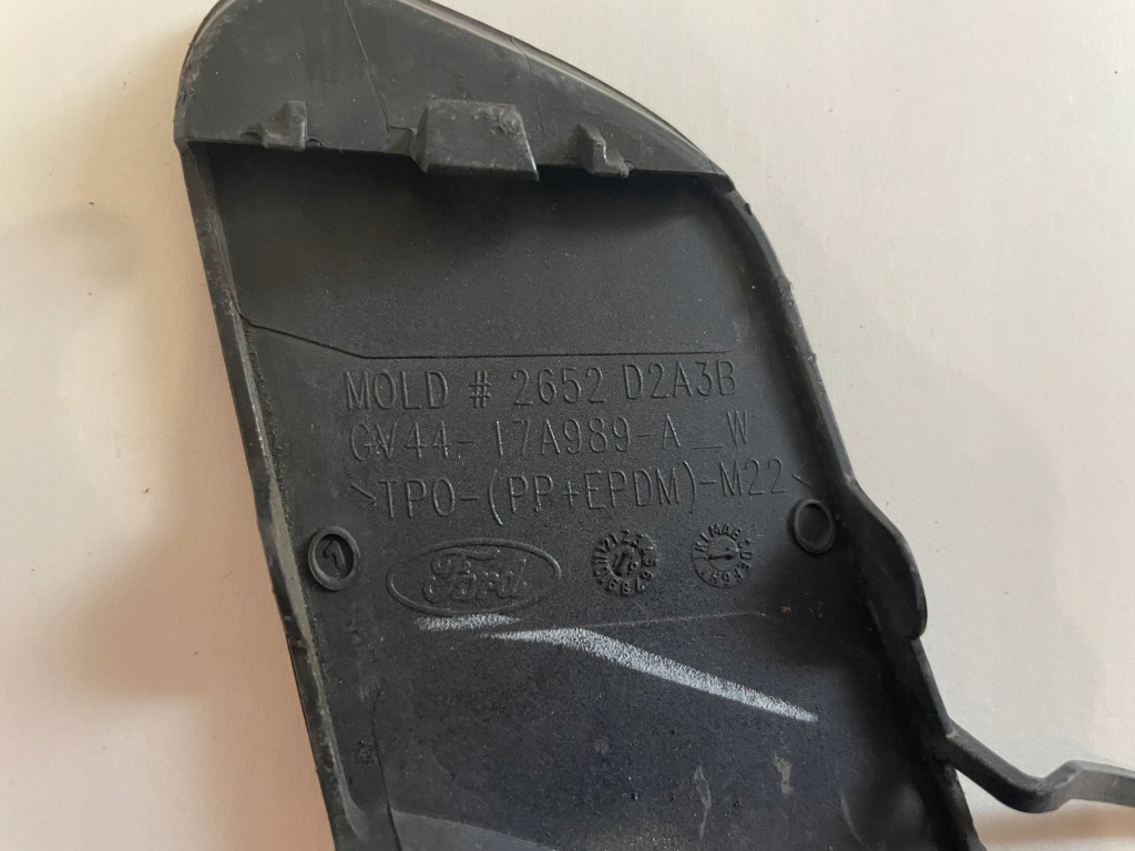 фото №4, Ford оригінальний номер gv44-17a989-a заглушка фаркоп буксирувальний