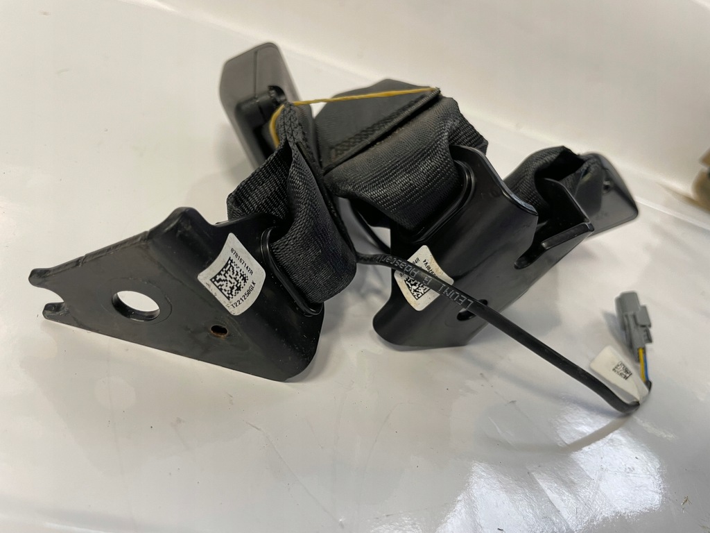 фото №9, Renault arkana 1.3 tce 22 клипса поперечина задняя 878168084r 878167142r