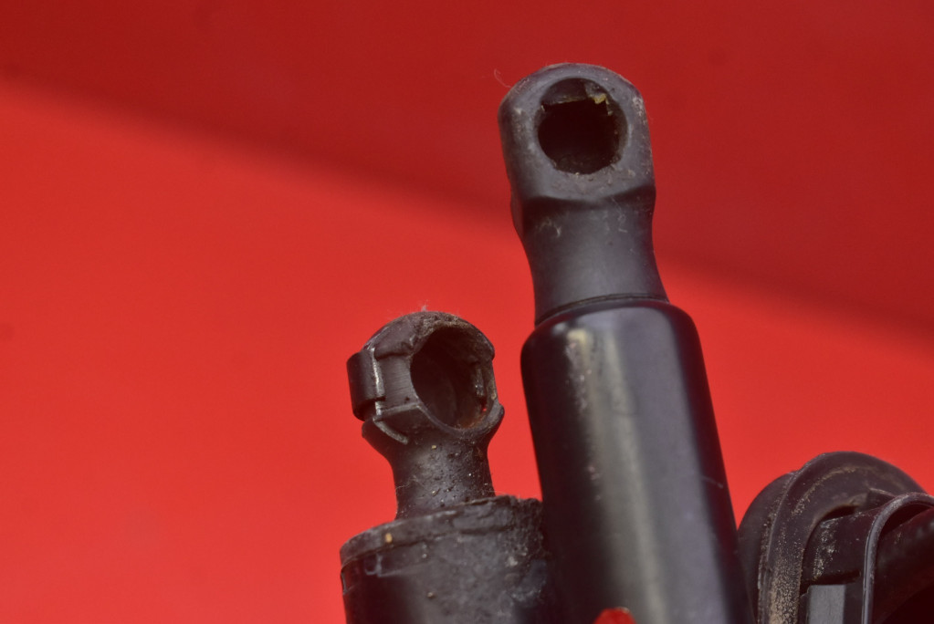 Привід помпа кришки багажника 13278258 315005777 opel insignia a універсал Зі Шроту