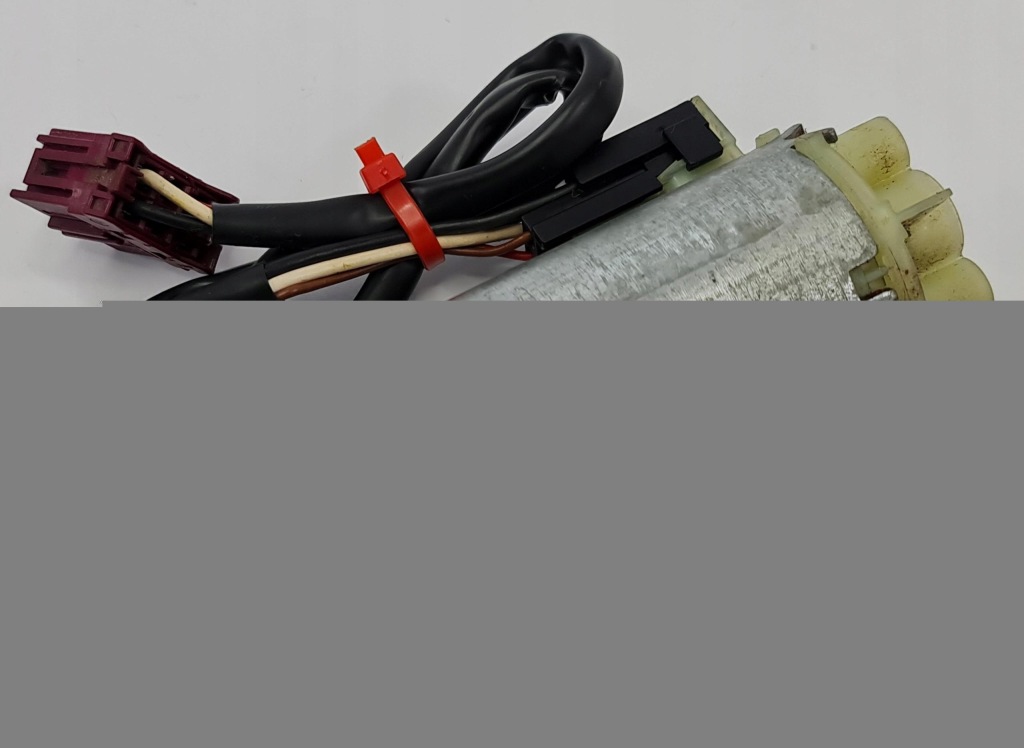 фото №1, Моторчик регулировки сиденье mercedes w220