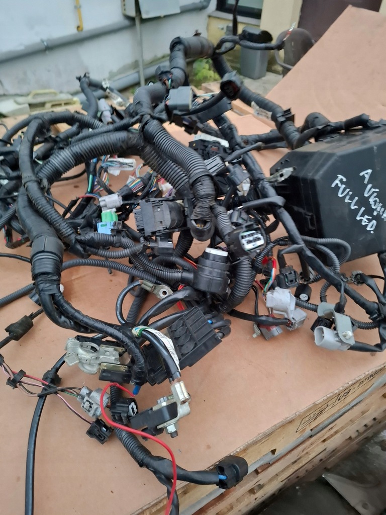 фото №1, Mitsubishi eclipse cross инсталляция жгут низ капот pod капот коробка