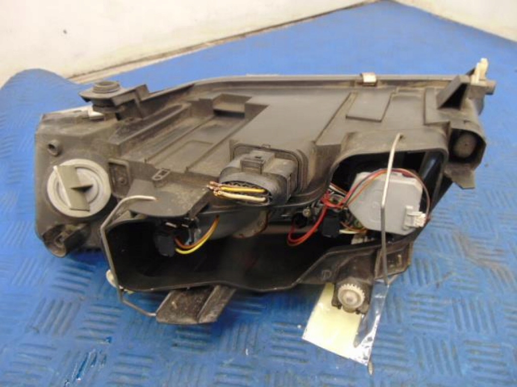 фото №6, Audi a6 c4 фара правый element do polerowania