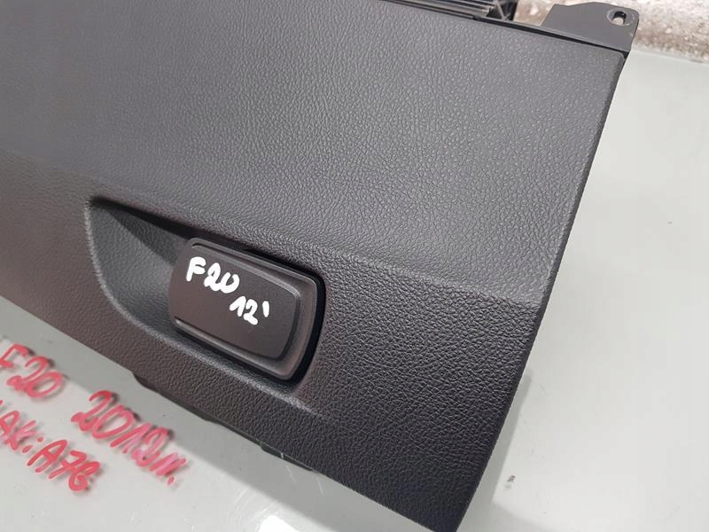 фото №2, Бардачок bmw f20 9226047