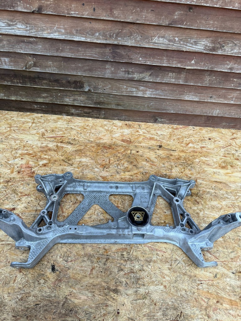 Купить Подрамник передние volkswagen passat b8 3q0199369f