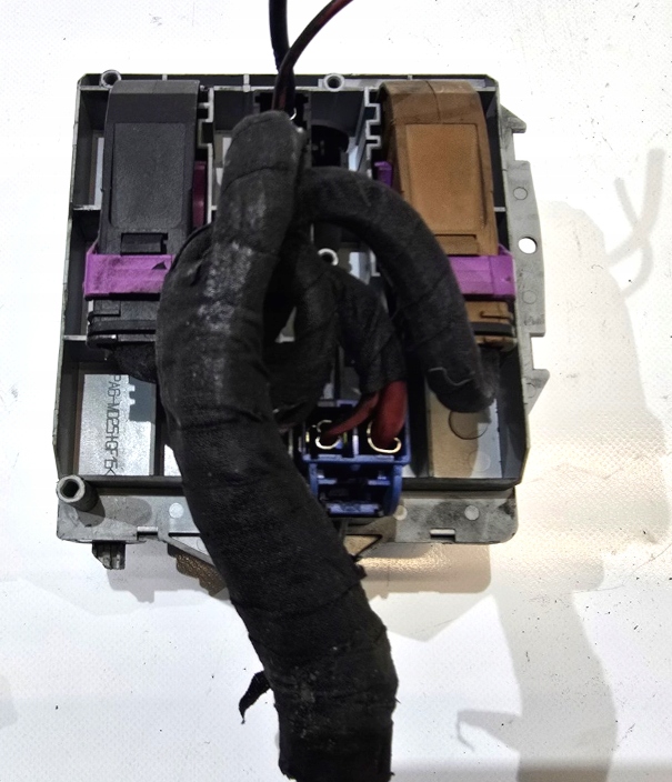 Коробка предохранителей alfa romeo gt 1.9 jtd Доставка