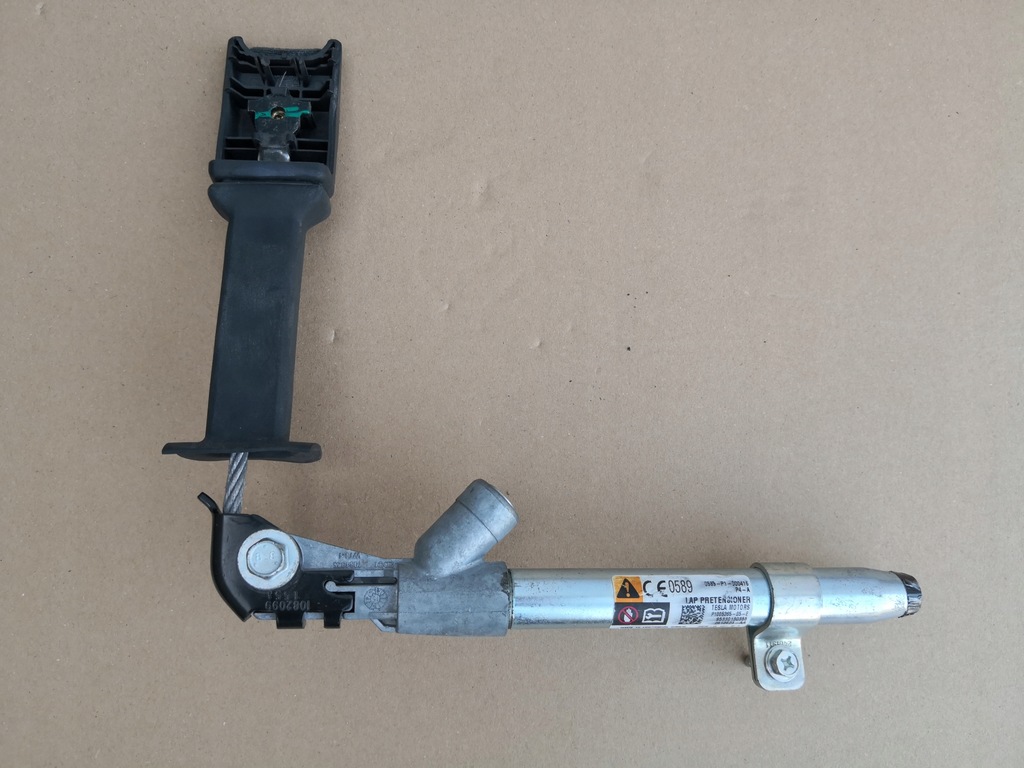 фото №1, Tesla s натяжитель поперечина безопасности левый перед