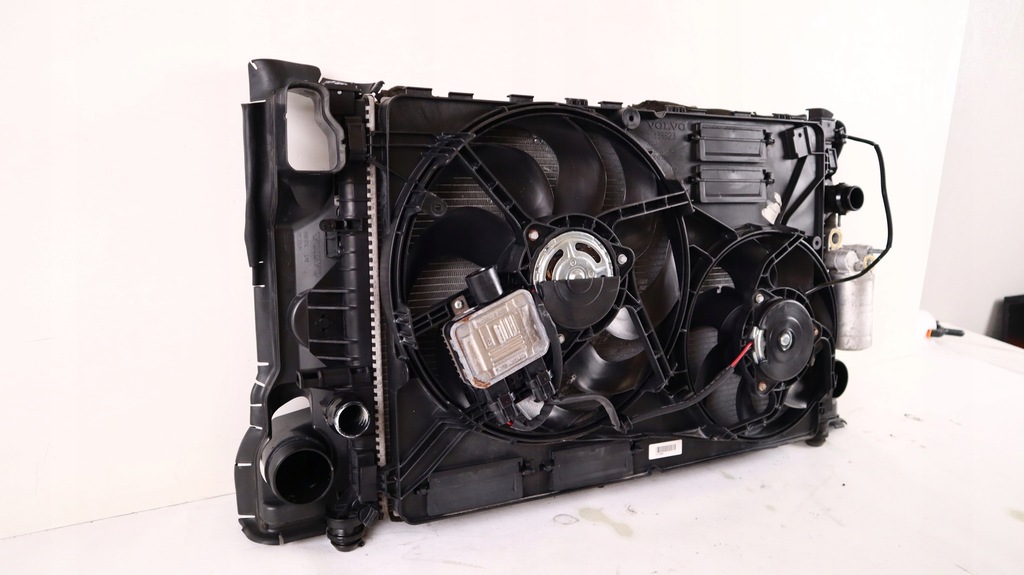 фото №9, Volvo xc60 i lift 2.0 d4 радиатор радиатор комплект 31338236, 31338823