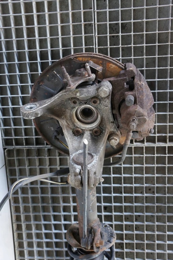 фото №7, Поворотный кулак амортизационная стойка правый перед vw passat cc 2.0